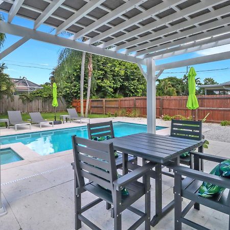 Little Beach House W/ Pool&Spa - 5 Minutes To Vanderbilt Beach Naples Exterior photo