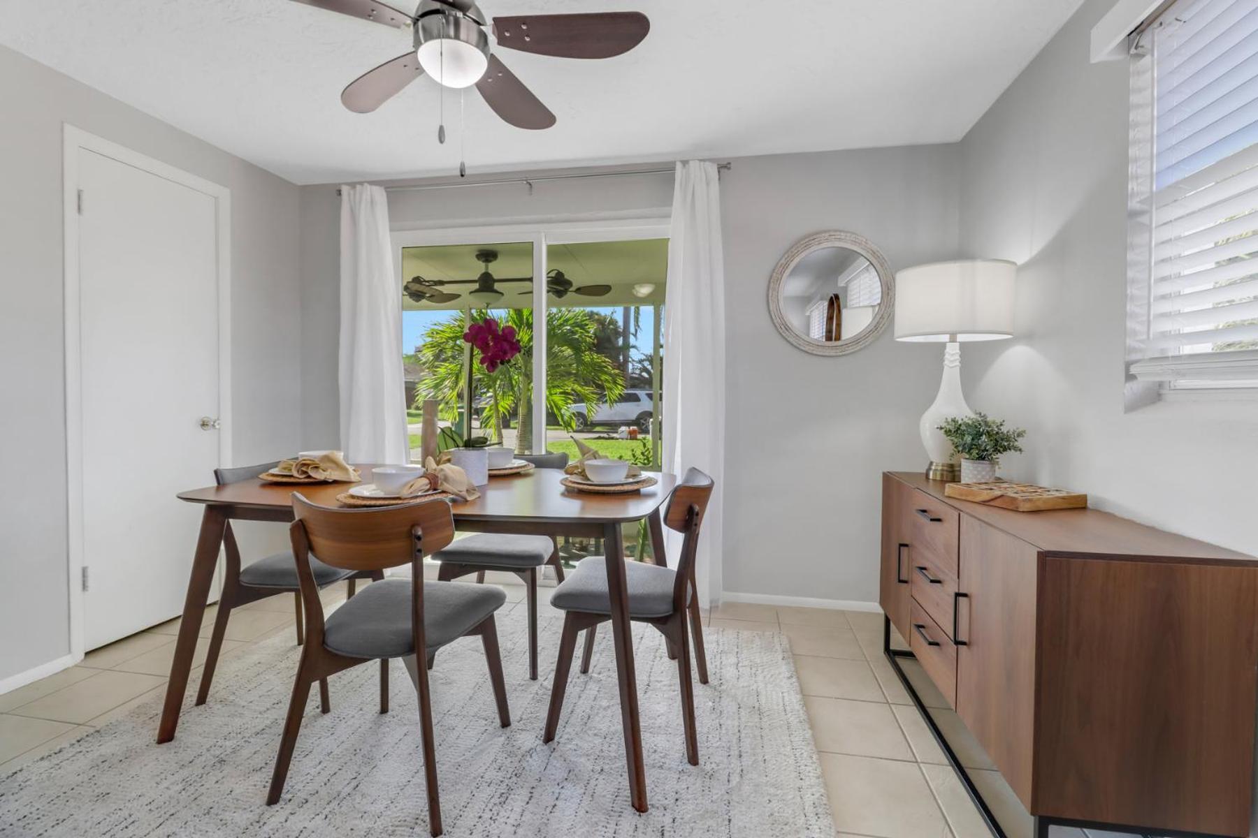 Little Beach House W/ Pool&Spa - 5 Minutes To Vanderbilt Beach Naples Exterior photo